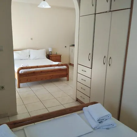 Gorgones, Sea-front, Great View Apart-hotel