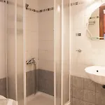 Lejlighedshotel Gorgones, Sea-front, Great View 3*