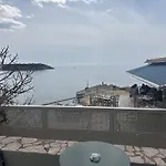 公寓式酒店 Gorgones, Sea-front, Great View 3*