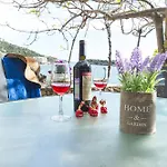 公寓式酒店 Gorgones, Sea-front, Great View