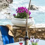 Gorgones, Sea-front, Great View 3*