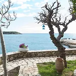 Gorgones, Sea-front, Great View 3* 卡德哈米利