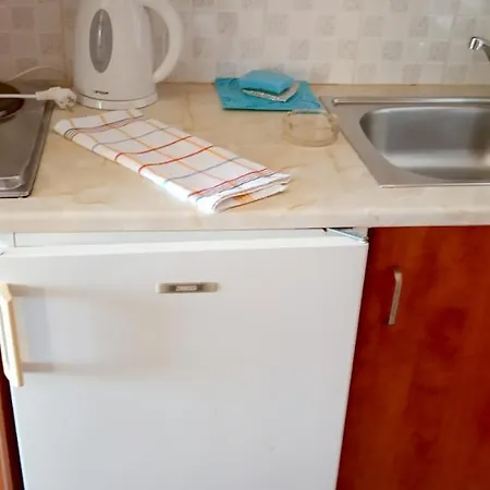 Gorgones, Sea-front, Great View Aparthotel