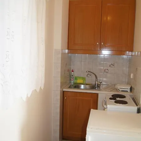 Aparthotel Gorgones, Sea-front, Great View 3*