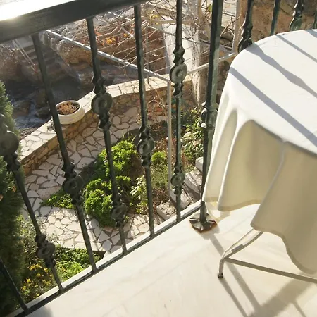 Aparthotel Gorgones, Sea-front, Great View