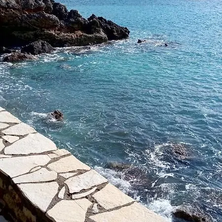 Gorgones, Sea-front, Great View 3*