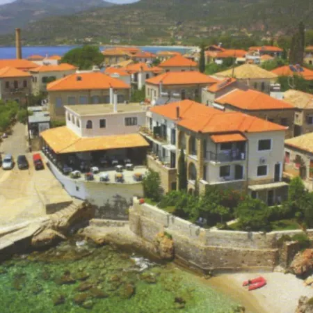 Gorgones, Sea-front, Great View Aparthotel
