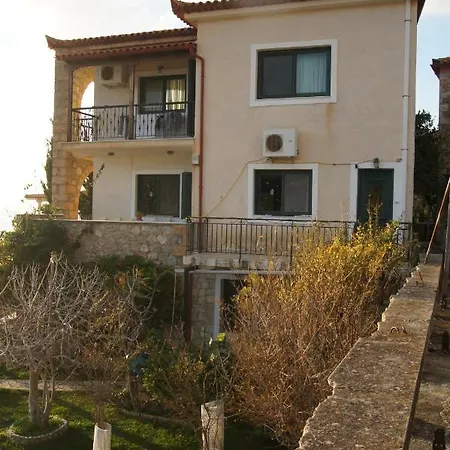 Gorgones, Sea-front, Great View 3* 卡德哈米利