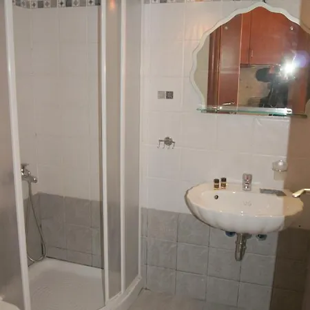 公寓式酒店 Gorgones, Sea-front, Great View