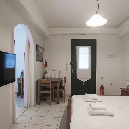 Apart-hotel Gorgones, Sea-front, Great View Kardamyli