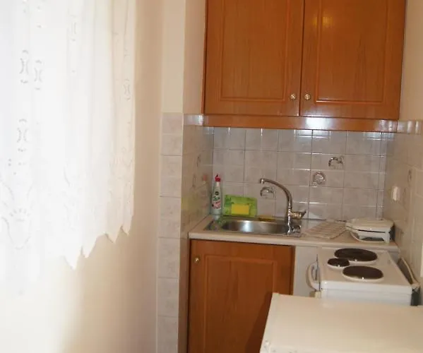 מלון דירות Gorgones, Sea-front, Great View 3*