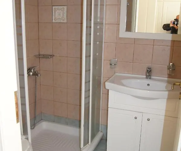 Gorgones, Sea-front, Great View Apart Otel 3*