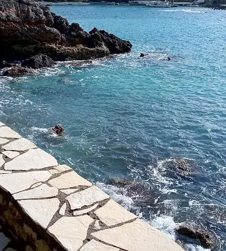 Gorgones, Sea-front, Great View 3*