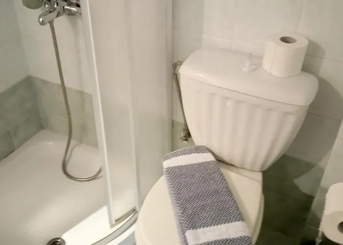 Gorgones, Sea-front, Great View