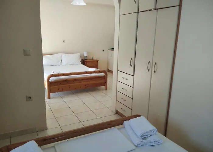 Gorgones, Sea-front, Great View Apart Otel