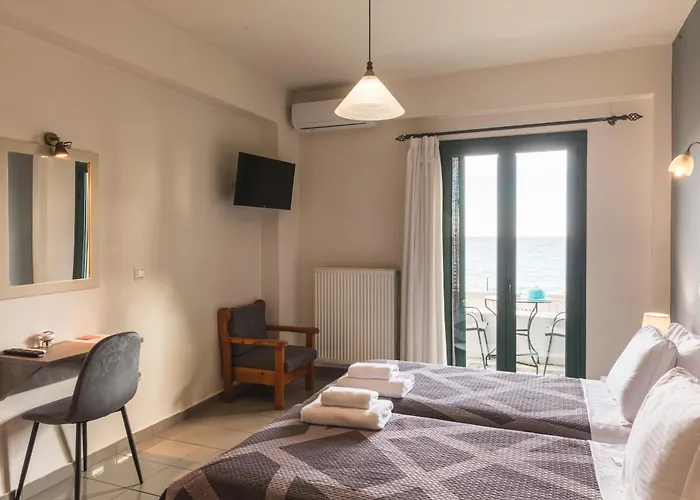 מלון דירות Gorgones, Sea-front, Great View